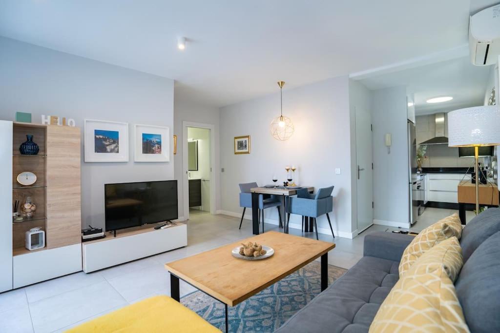Sea Views Penthouse City Center Malaga Bagian luar foto