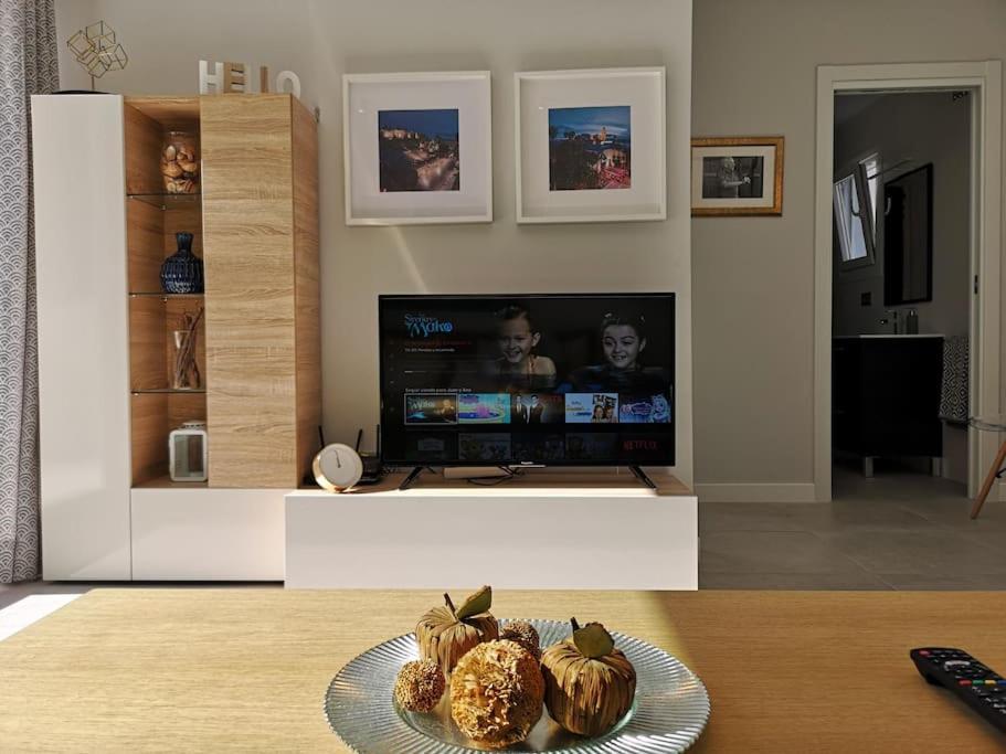 Sea Views Penthouse City Center Malaga Bagian luar foto