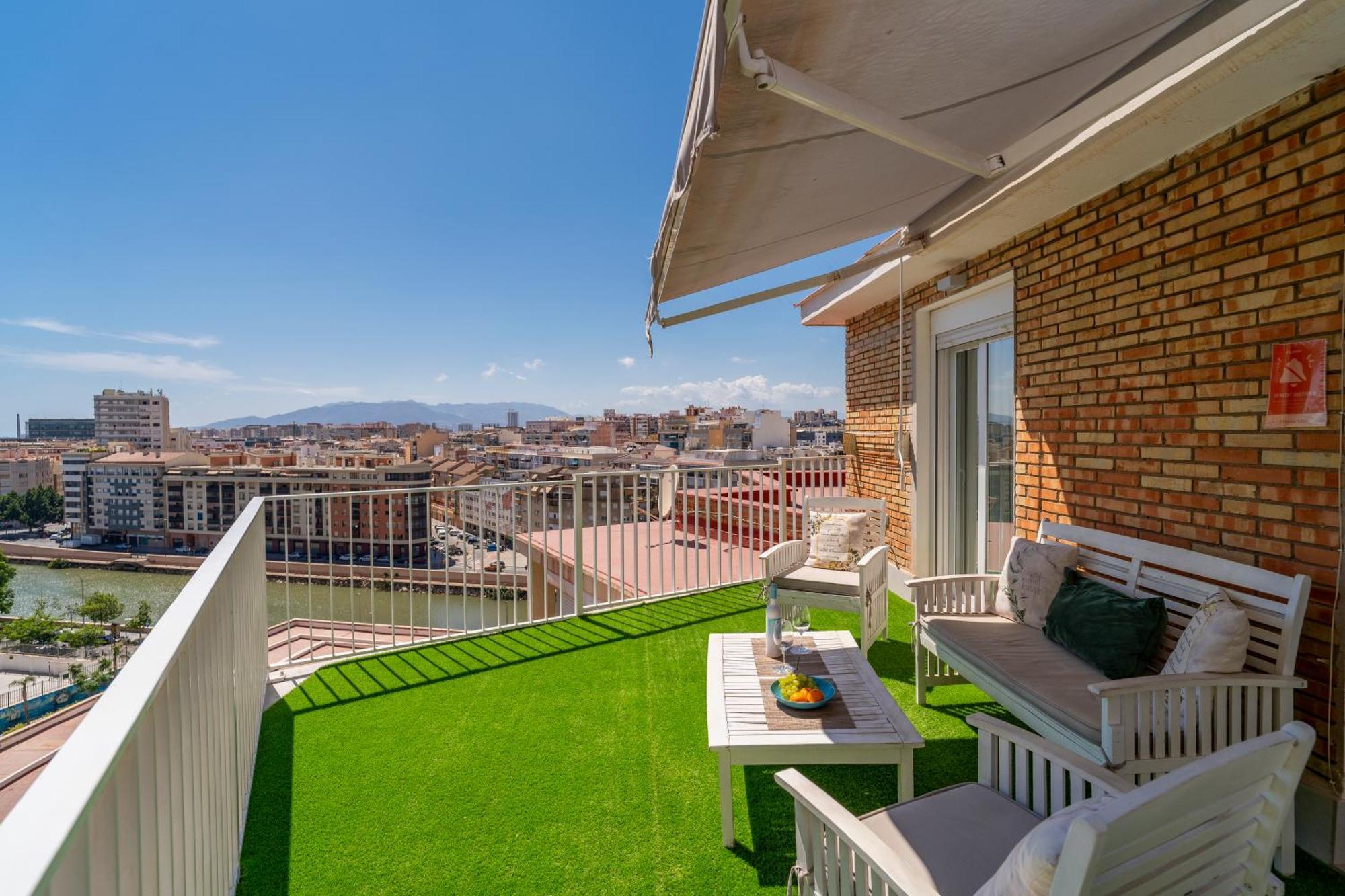 Sea Views Penthouse City Center Malaga Bagian luar foto